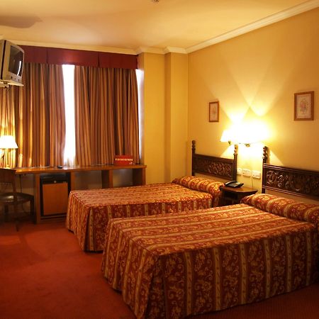 Hotel Don Luis Madrid Room photo
